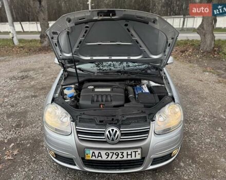 Сірий Фольксваген Джетта, об'ємом двигуна 1.6 л та пробігом 193 тис. км за 5250 $, фото 25 на Automoto.ua