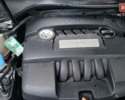 Серый Фольксваген Джетта, объемом двигателя 1.6 л и пробегом 220 тыс. км за 5800 $, фото 2 на Automoto.ua