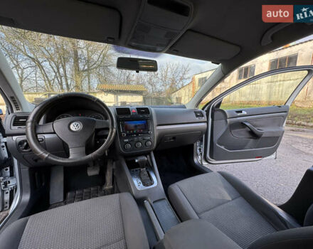 Серый Фольксваген Джетта, объемом двигателя 1.6 л и пробегом 309 тыс. км за 4999 $, фото 29 на Automoto.ua