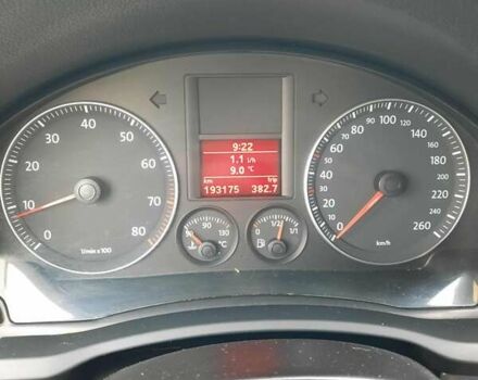 Серый Фольксваген Джетта, объемом двигателя 1.6 л и пробегом 193 тыс. км за 5350 $, фото 5 на Automoto.ua