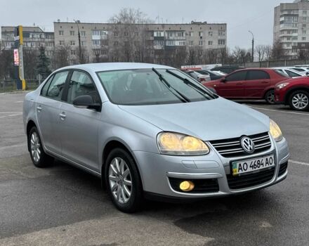 Серый Фольксваген Джетта, объемом двигателя 1.6 л и пробегом 301 тыс. км за 6400 $, фото 2 на Automoto.ua