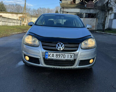 Серый Фольксваген Джетта, объемом двигателя 1.6 л и пробегом 309 тыс. км за 4999 $, фото 6 на Automoto.ua