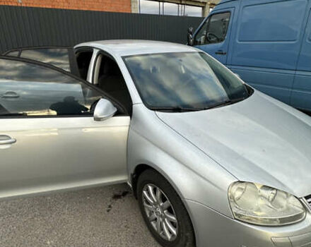 Серый Фольксваген Джетта, объемом двигателя 1.6 л и пробегом 170 тыс. км за 5800 $, фото 7 на Automoto.ua