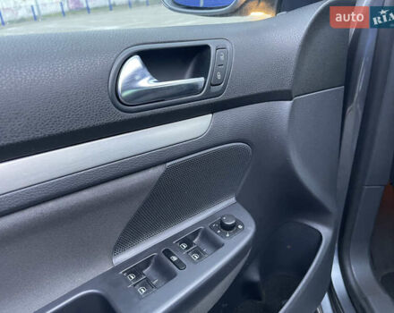 Серый Фольксваген Джетта, объемом двигателя 1.4 л и пробегом 253 тыс. км за 6500 $, фото 14 на Automoto.ua