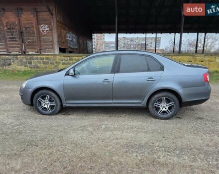 Серый Фольксваген Джетта, объемом двигателя 1.9 л и пробегом 360 тыс. км за 5500 $, фото 10 на Automoto.ua