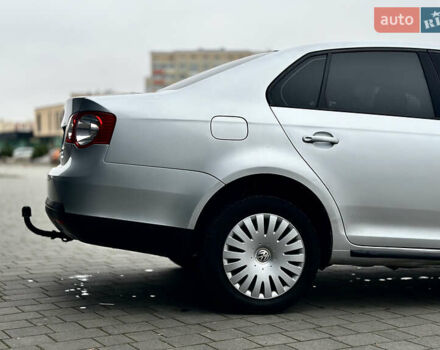 Серый Фольксваген Джетта, объемом двигателя 1.6 л и пробегом 312 тыс. км за 4999 $, фото 14 на Automoto.ua