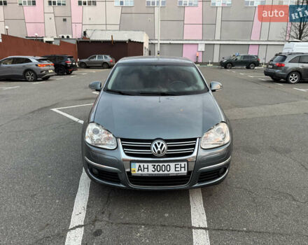 Серый Фольксваген Джетта, объемом двигателя 1.9 л и пробегом 245 тыс. км за 5300 $, фото 1 на Automoto.ua