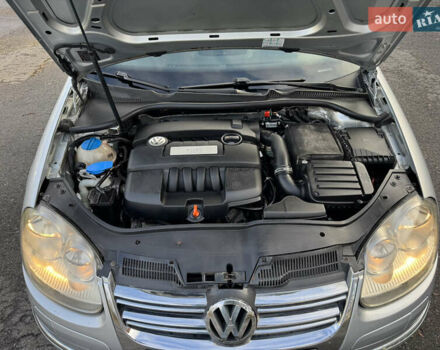 Серый Фольксваген Джетта, объемом двигателя 1.6 л и пробегом 309 тыс. км за 4999 $, фото 44 на Automoto.ua
