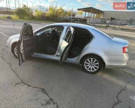 Серый Фольксваген Джетта, объемом двигателя 1.39 л и пробегом 137 тыс. км за 7300 $, фото 6 на Automoto.ua