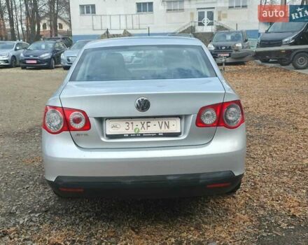 Серый Фольксваген Джетта, объемом двигателя 1.6 л и пробегом 213 тыс. км за 6899 $, фото 11 на Automoto.ua