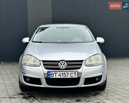 Серый Фольксваген Джетта, объемом двигателя 1.6 л и пробегом 312 тыс. км за 4999 $, фото 10 на Automoto.ua