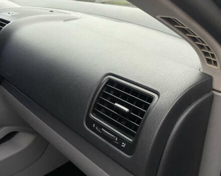 Серый Фольксваген Джетта, объемом двигателя 1.6 л и пробегом 245 тыс. км за 5500 $, фото 24 на Automoto.ua