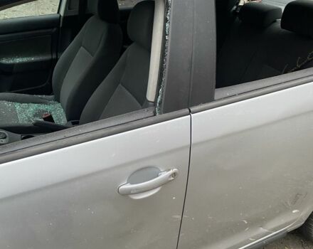 Серый Фольксваген Джетта, объемом двигателя 1.6 л и пробегом 160 тыс. км за 2700 $, фото 2 на Automoto.ua