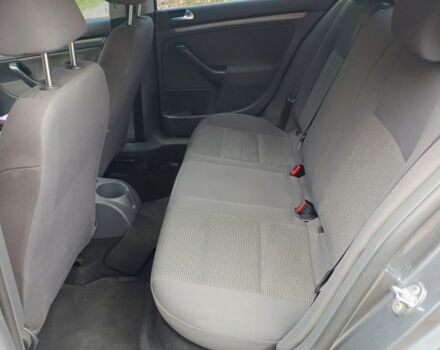 Серый Фольксваген Джетта, объемом двигателя 1.6 л и пробегом 227 тыс. км за 6500 $, фото 4 на Automoto.ua