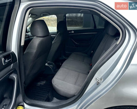 Серый Фольксваген Джетта, объемом двигателя 1.6 л и пробегом 312 тыс. км за 4999 $, фото 27 на Automoto.ua