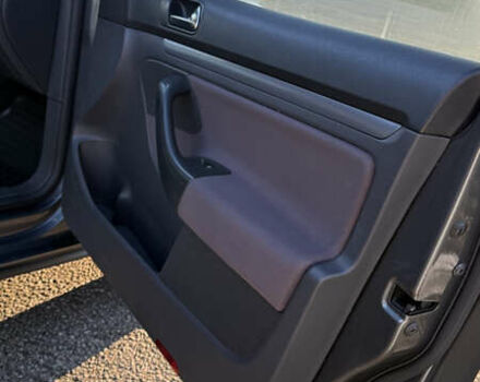 Сірий Фольксваген Джетта, об'ємом двигуна 1.6 л та пробігом 282 тис. км за 5900 $, фото 10 на Automoto.ua