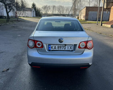 Серый Фольксваген Джетта, объемом двигателя 1.6 л и пробегом 309 тыс. км за 4999 $, фото 5 на Automoto.ua