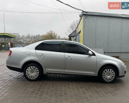 Серый Фольксваген Джетта, объемом двигателя 1.6 л и пробегом 171 тыс. км за 5800 $, фото 6 на Automoto.ua