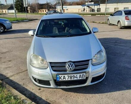 Серый Фольксваген Джетта, объемом двигателя 1.6 л и пробегом 193 тыс. км за 5350 $, фото 1 на Automoto.ua