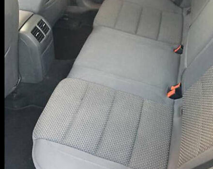 Сірий Фольксваген Джетта, об'ємом двигуна 2 л та пробігом 260 тис. км за 8100 $, фото 4 на Automoto.ua