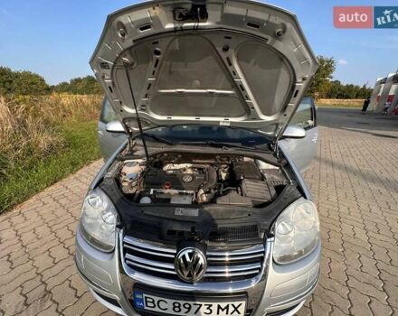 Серый Фольксваген Джетта, объемом двигателя 1.39 л и пробегом 237 тыс. км за 6500 $, фото 17 на Automoto.ua