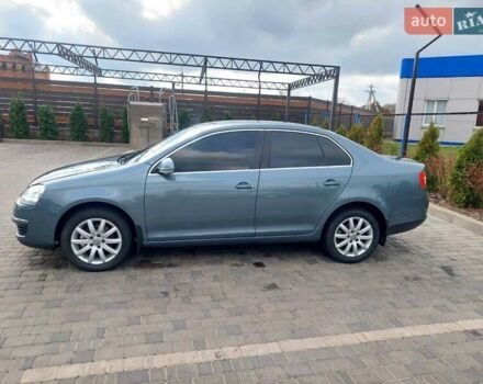 Серый Фольксваген Джетта, объемом двигателя 1.6 л и пробегом 158 тыс. км за 8200 $, фото 5 на Automoto.ua