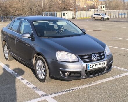 Серый Фольксваген Джетта, объемом двигателя 1.9 л и пробегом 342 тыс. км за 6700 $, фото 1 на Automoto.ua
