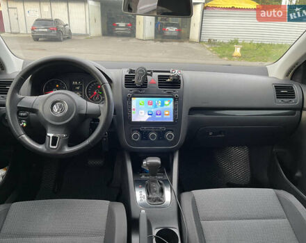 Серый Фольксваген Джетта, объемом двигателя 2.48 л и пробегом 227 тыс. км за 7500 $, фото 14 на Automoto.ua