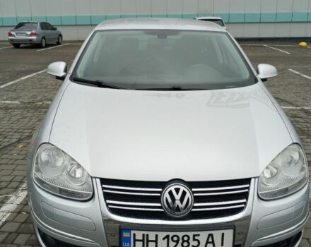 Серый Фольксваген Джетта, объемом двигателя 1.4 л и пробегом 141 тыс. км за 7000 $, фото 1 на Automoto.ua