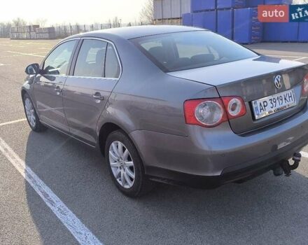 Серый Фольксваген Джетта, объемом двигателя 1.9 л и пробегом 342 тыс. км за 6700 $, фото 3 на Automoto.ua