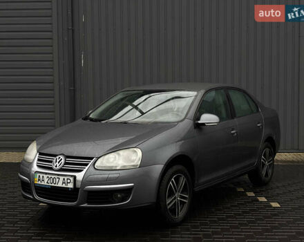 Сірий Фольксваген Джетта, об'ємом двигуна 1.6 л та пробігом 218 тис. км за 6700 $, фото 6 на Automoto.ua