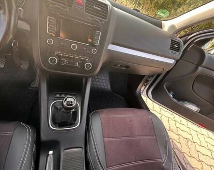 Серый Фольксваген Джетта, объемом двигателя 1.39 л и пробегом 237 тыс. км за 6500 $, фото 19 на Automoto.ua