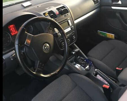 Сірий Фольксваген Джетта, об'ємом двигуна 2 л та пробігом 260 тис. км за 8100 $, фото 3 на Automoto.ua