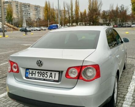 Серый Фольксваген Джетта, объемом двигателя 1.4 л и пробегом 141 тыс. км за 7000 $, фото 2 на Automoto.ua