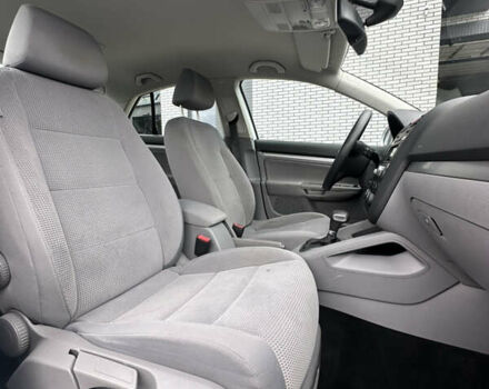 Серый Фольксваген Джетта, объемом двигателя 1.4 л и пробегом 209 тыс. км за 7999 $, фото 16 на Automoto.ua