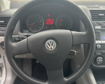 Серый Фольксваген Джетта, объемом двигателя 1.4 л и пробегом 209 тыс. км за 7999 $, фото 13 на Automoto.ua