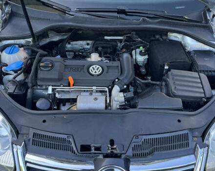 Серый Фольксваген Джетта, объемом двигателя 1.4 л и пробегом 145 тыс. км за 7600 $, фото 15 на Automoto.ua