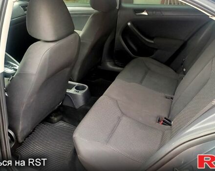 Серый Фольксваген Джетта, объемом двигателя 2 л и пробегом 190 тыс. км за 7300 $, фото 5 на Automoto.ua