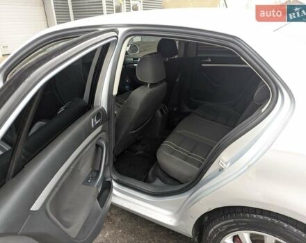 Сірий Фольксваген Джетта, об'ємом двигуна 1.6 л та пробігом 268 тис. км за 5700 $, фото 4 на Automoto.ua