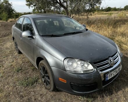 Серый Фольксваген Джетта, объемом двигателя 2.5 л и пробегом 248 тыс. км за 3599 $, фото 1 на Automoto.ua