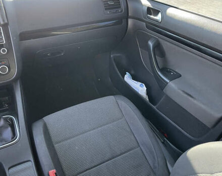 Серый Фольксваген Джетта, объемом двигателя 1.6 л и пробегом 280 тыс. км за 6750 $, фото 15 на Automoto.ua