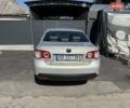 Сірий Фольксваген Джетта, об'ємом двигуна 1.39 л та пробігом 162 тис. км за 10900 $, фото 3 на Automoto.ua