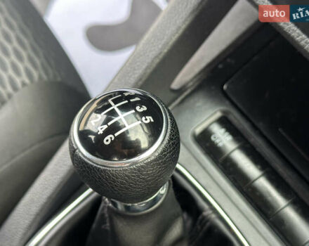 Серый Фольксваген Джетта, объемом двигателя 1.39 л и пробегом 238 тыс. км за 6900 $, фото 17 на Automoto.ua