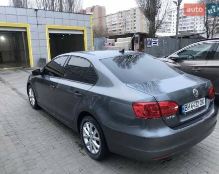 Сірий Фольксваген Джетта, об'ємом двигуна 2.5 л та пробігом 340 тис. км за 8000 $, фото 4 на Automoto.ua