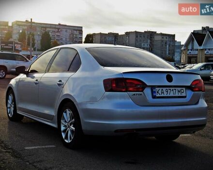 Фольксваген Джетта 2010 у Черкасах на Automoto.ua Сірий Фольксваген Джетта, об'ємом двигуна 2 л та пробігом 222 тис. км за 7400 $, фото 3 на Automoto.ua