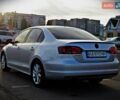 Фольксваген Джетта 2010 у Черкасах на Automoto.ua Сірий Фольксваген Джетта, об'ємом двигуна 2 л та пробігом 222 тис. км за 7400 $, фото 3 на Automoto.ua