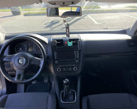 Серый Фольксваген Джетта, объемом двигателя 1.6 л и пробегом 280 тыс. км за 6750 $, фото 13 на Automoto.ua