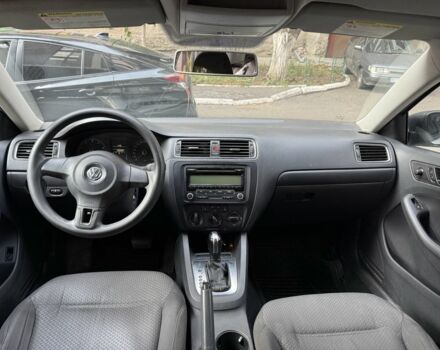 Фольксваген Джетта 2010 у Одесі на Automoto.ua Сірий Фольксваген Джетта, об'ємом двигуна 2 л та пробігом 296 тис. км за 6800 $, фото 16 на Automoto.ua
