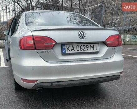 Сірий Фольксваген Джетта, об'ємом двигуна 1.6 л та пробігом 196 тис. км за 8950 $, фото 6 на Automoto.ua
