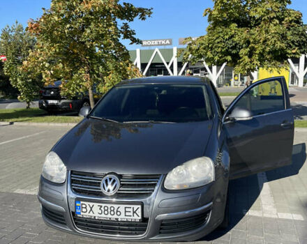 Серый Фольксваген Джетта, объемом двигателя 1.6 л и пробегом 280 тыс. км за 6750 $, фото 17 на Automoto.ua